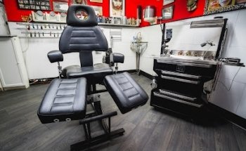 Rock & Tools Tattoo and Piercing