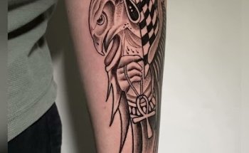 Carisma tattoo Studio