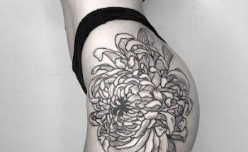 NAXA TATTOO AND PIERCING STUDIO