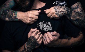 TITANIUM DEUSTO