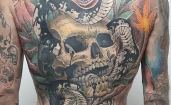 UNLUCKY TATTOO STUDIO
