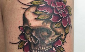La Viuda Negra Tattoo Studio