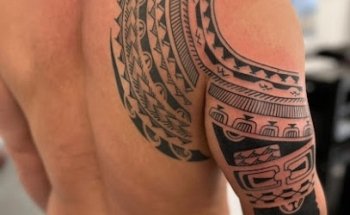 Mía Tattoo