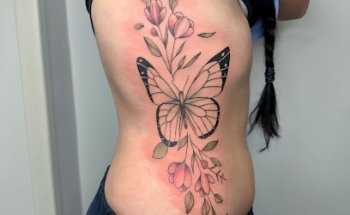 Triskel tattoo studio